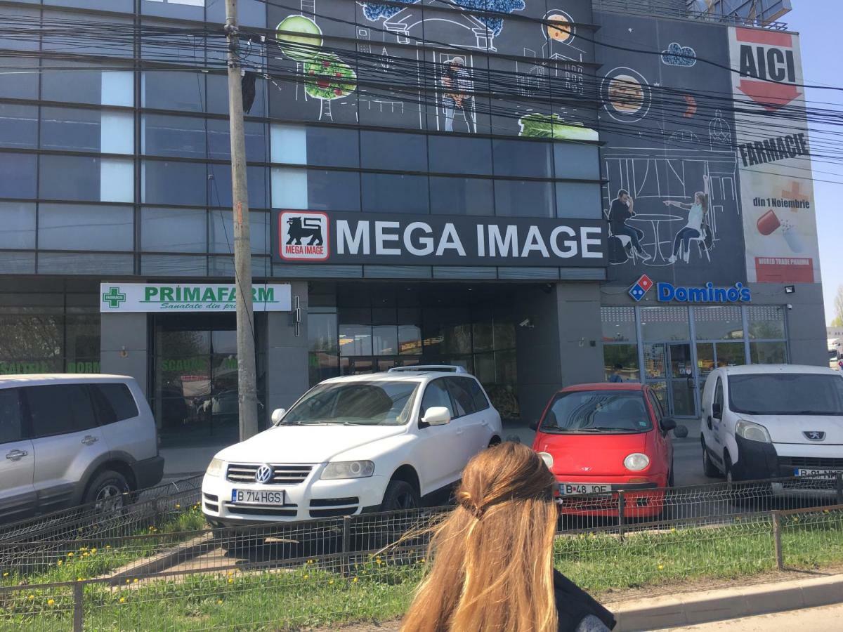 Luxury Flat 8 Near Metro Apartment Bucharest Exterior photo